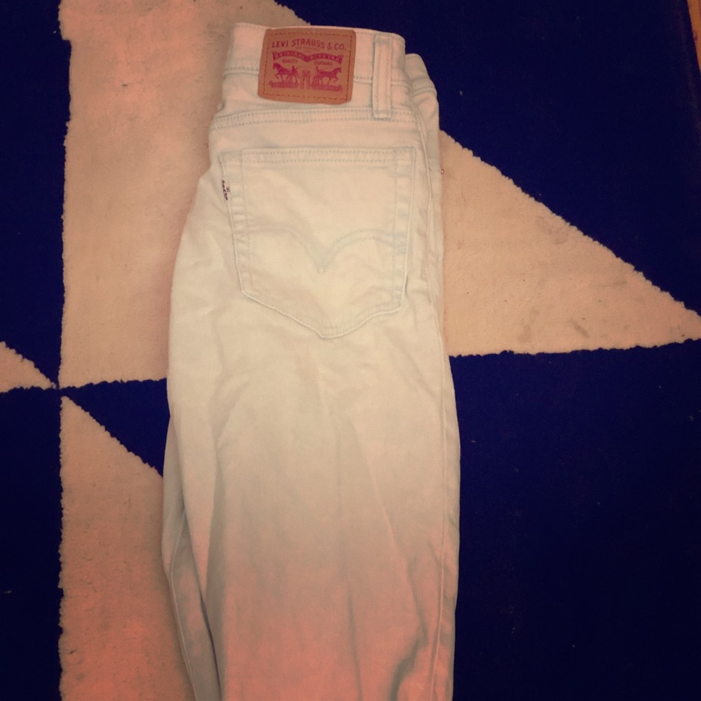 Levi wedgie jeans